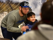 Фоторепортаж с матча КХЛ «Барыс» — «Медвешчак» 2:0