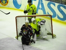 Фоторепортаж с матчей чемпионата РК «Горняк» — «Темиртау» 0:3, 4:6