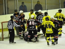 Фоторепортаж с матчей чемпионата РК «Горняк» — «Темиртау» 0:3, 4:6