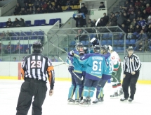 Фоторепортаж с матча ВХЛ «Торпедо» — «Барс» 3:0