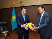 Нурлан Ногаев: «Цель не создать из легионеров команду-чемпиона и бравировать ею, мы должны популяризовать спорт среди населения»