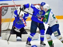 Фоторепортаж с матча МХЛ «Снежные Барсы» — «Толпар» 5:6