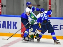 Фоторепортаж с матча МХЛ «Снежные Барсы» — «Толпар» 5:6