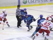 Фоторепортаж с матча МХЛ «Алтай» — «Авто» 1:3