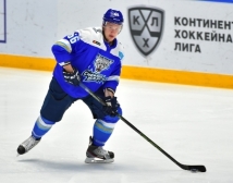 Фоторепортаж с матча МХЛ «Снежные Барсы» — «Толпар» 2:3