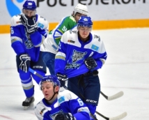 Фоторепортаж с матча МХЛ «Снежные Барсы» — «Толпар» 2:3