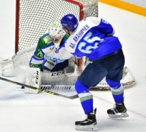 Фоторепортаж с матча МХЛ «Снежные Барсы» — «Толпар» 2:3