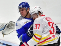 Фоторепортаж с матча КХЛ «Барыс» — «Куньлунь Ред Стар» 4:1