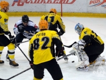 Фоторепортаж с матча ВХЛ «Саров» — «Сарыарка» 1:0 