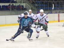 Фоторепортаж с матча ВХЛ «Торпедо» — «Барс» 3:0