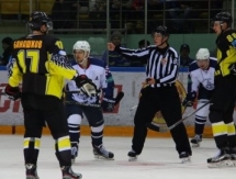 Фоторепортаж с матча ВХЛ «Сарыарка» — «Саров» 1:2