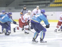 Фоторепортаж с матча МХЛ «Алтай» — «Авто» 1:3