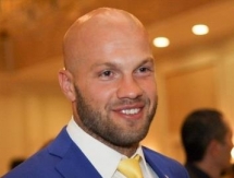 Левит не ищет девушку в клубах