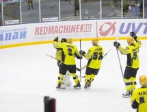 Фоторепортаж с матча ВХЛ «Нефтяник» — «Сарыарка» 1:3