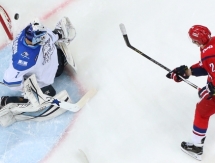 Фоторепортаж с матча КХЛ «Локомотив» — «Барыс» 7:1