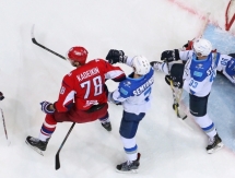 Фоторепортаж с матча КХЛ «Локомотив» — «Барыс» 7:1