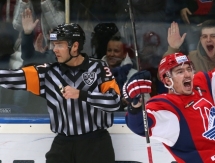 Фоторепортаж с матча КХЛ «Локомотив» — «Барыс» 7:1