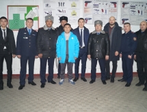 Левит и Ниязымбетов показали приемы бокса карагандинским полицейским