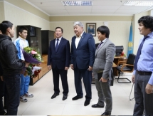 Жанпеисов наградил чемпионов мира по джиу-джитсу