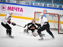 Фоторепортаж с тренировки «Авангарда» перед матчем с «Барысом»