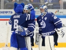 Фоторепортаж с матча КХЛ «Динамо» Москва — «Барыс» 3:0