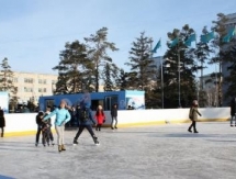 Полсотни катков залили в Павлодаре