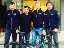 Как механики собирают новые велосипеды «Астаны»