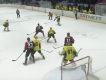 Видеообзор матча ВХЛ «Нефтяник» — «Сарыарка» 1:3