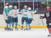 Фоторепортаж с матча ВХЛ «Нефтяник» — «Торпедо» 2:3