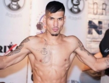 Промоутер Хусаинова хочет организовать ему бой против непобежденного канадца