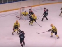 Видеообзор матча ВХЛ «Рубин» — «Сарыарка» 2:1 Б 