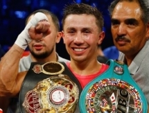 Головкин поздравил фанатов с Новым годом на трёх языках