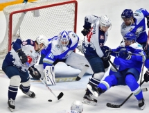 Фоторепортаж с матча КХЛ «Барыс» — «Торпедо» 1:3