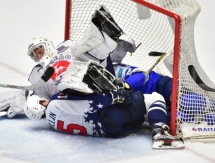 Фоторепортаж с матча КХЛ «Барыс» — «Торпедо» 1:3