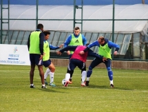 Фоторепортаж с вечерней тренировки «Окжетпеса» 