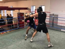 Как Жакиянов готовится к титульному бою в США