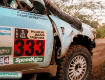 Экипаж Astana Motorsports вытащил конкурентов из феш-феша