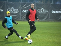 Фоторепортаж с тренировки «Кайрата»