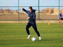 Фоторепортаж с вечерней тренировки «Окжетпеса»