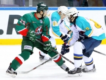 Фоторепортаж с матча МХЛ «Ирбис» — «Алтай» 5:1