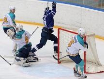 Фоторепортаж с матча ВХЛ «Динамо» Балашиха — «Торпедо» 4:5