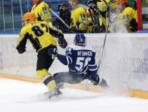 Фоторепортаж с матча ВХЛ «Динамо» Балашиха — «Сарыарка» 3:0