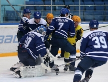 Фоторепортаж с матча ВХЛ «Динамо» Балашиха — «Сарыарка» 3:0