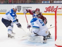 Фоторепортаж с матча КХЛ «Динамо» Рига — «Барыс» 2:3