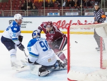 Фоторепортаж с матча КХЛ «Динамо» Рига — «Барыс» 2:3