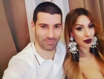 Футболист сборной Казахстана «похвастался» своей женой-красавицей