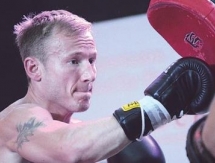 Непобежденный уроженец Казахстана отправил соперника в нокаут за 30 секунд