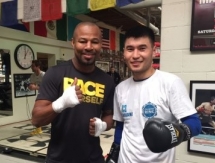 Сойлыбаев проводит спарринги с Мозли