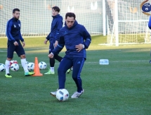 Фоторепортаж с вечерней тренировки «Окжетпеса»