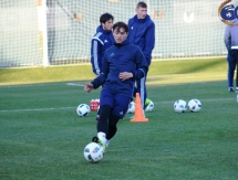 Фоторепортаж с вечерней тренировки «Окжетпеса»